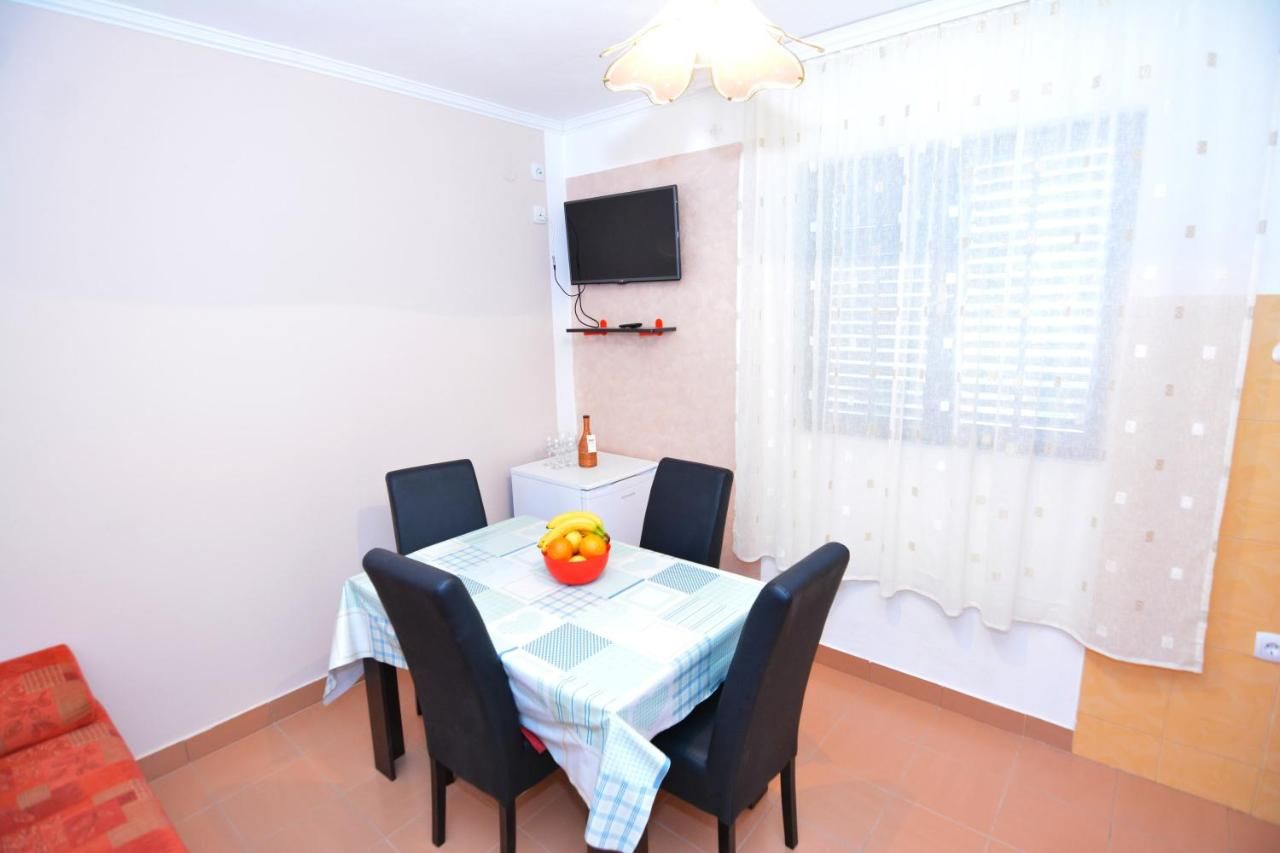 Апартаменты Apartments Jovana Петровац