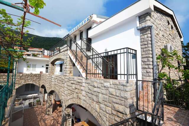 Апартаменты Apartments Jovana Петровац-16